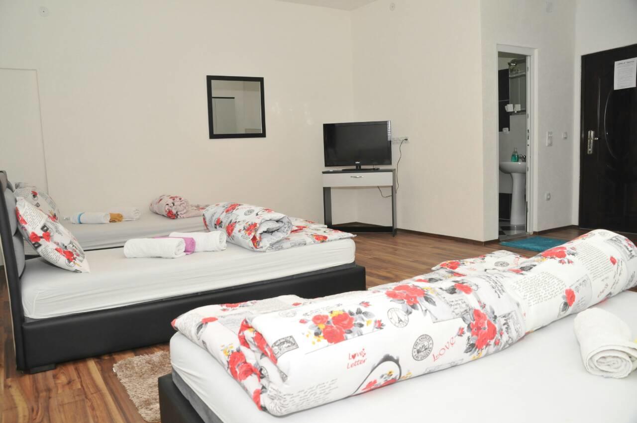 Guesthouse Vanilla سينيتشا المظهر الخارجي الصورة